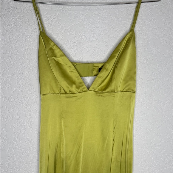 NWT Areesha Maxi Dress in Green Apple Revolve Small - Picture 4 of 11